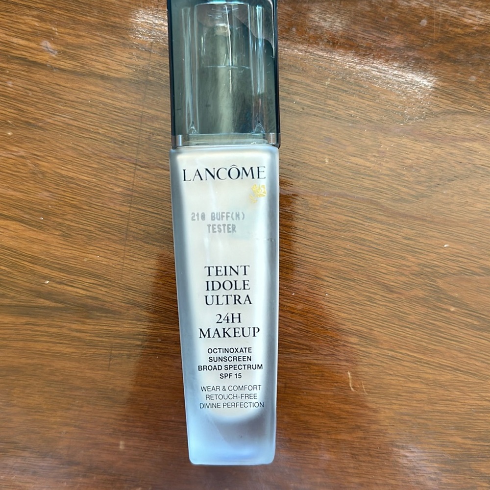 Lancôme Teint Idole Foundation
